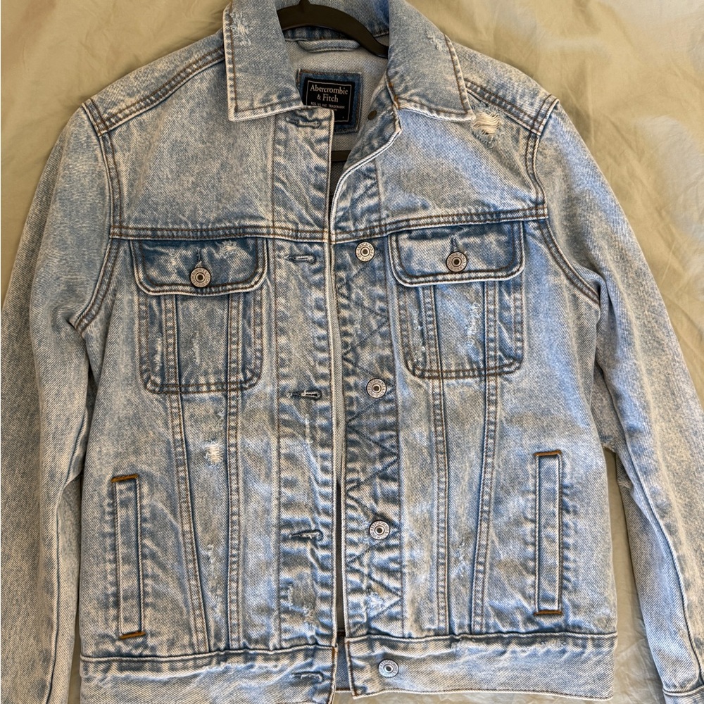 Abercrombie & Fitch Light Wash Denim Jacket